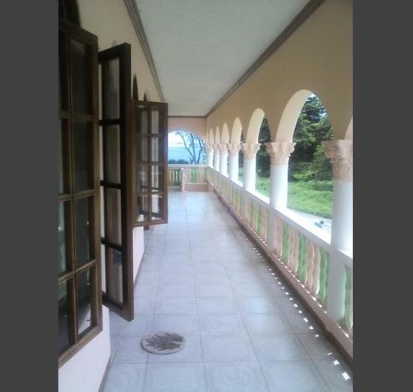 Dolphin Bay Yoga Guest House Drapers 외부 사진